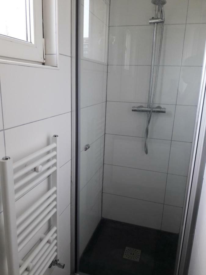 2 Slaapkamer Appartement Op De Zeedijk Van Oostende. Eksteriør bilde